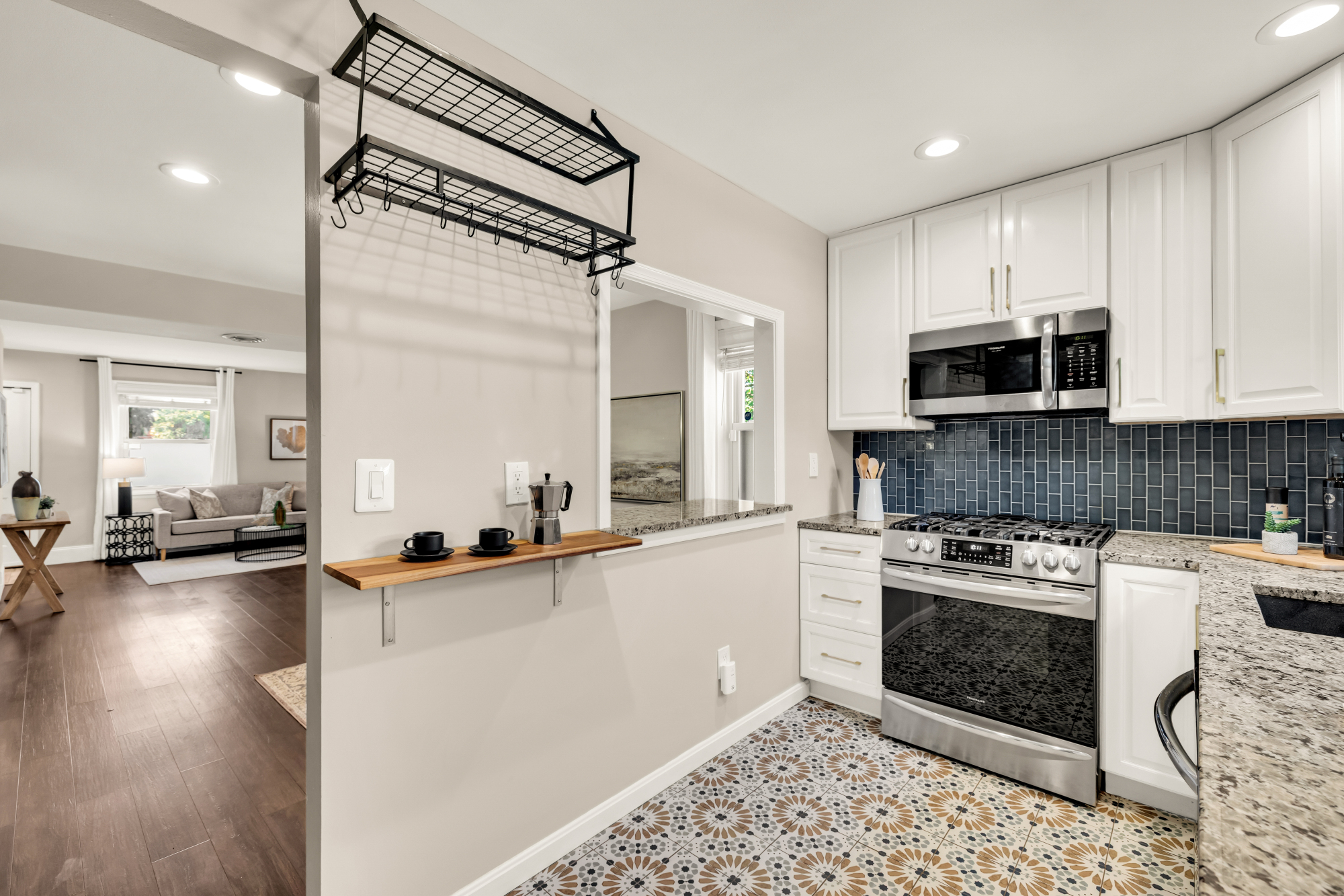 410 Franklin Street NE_Kitchen 2